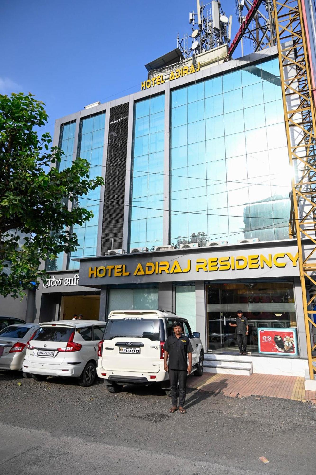 Отель Adiraj Residency Нави Мумбаи Экстерьер фото