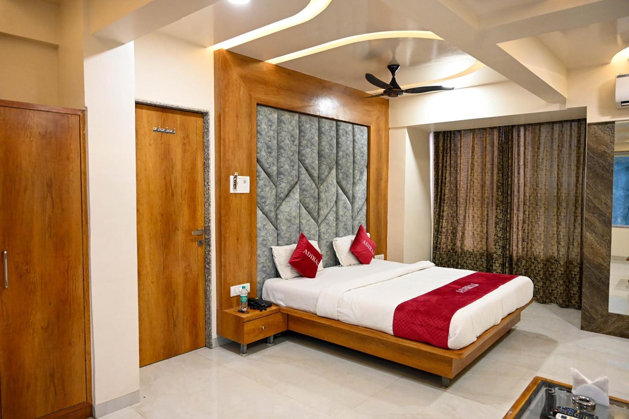 Отель Adiraj Residency Нави Мумбаи Экстерьер фото