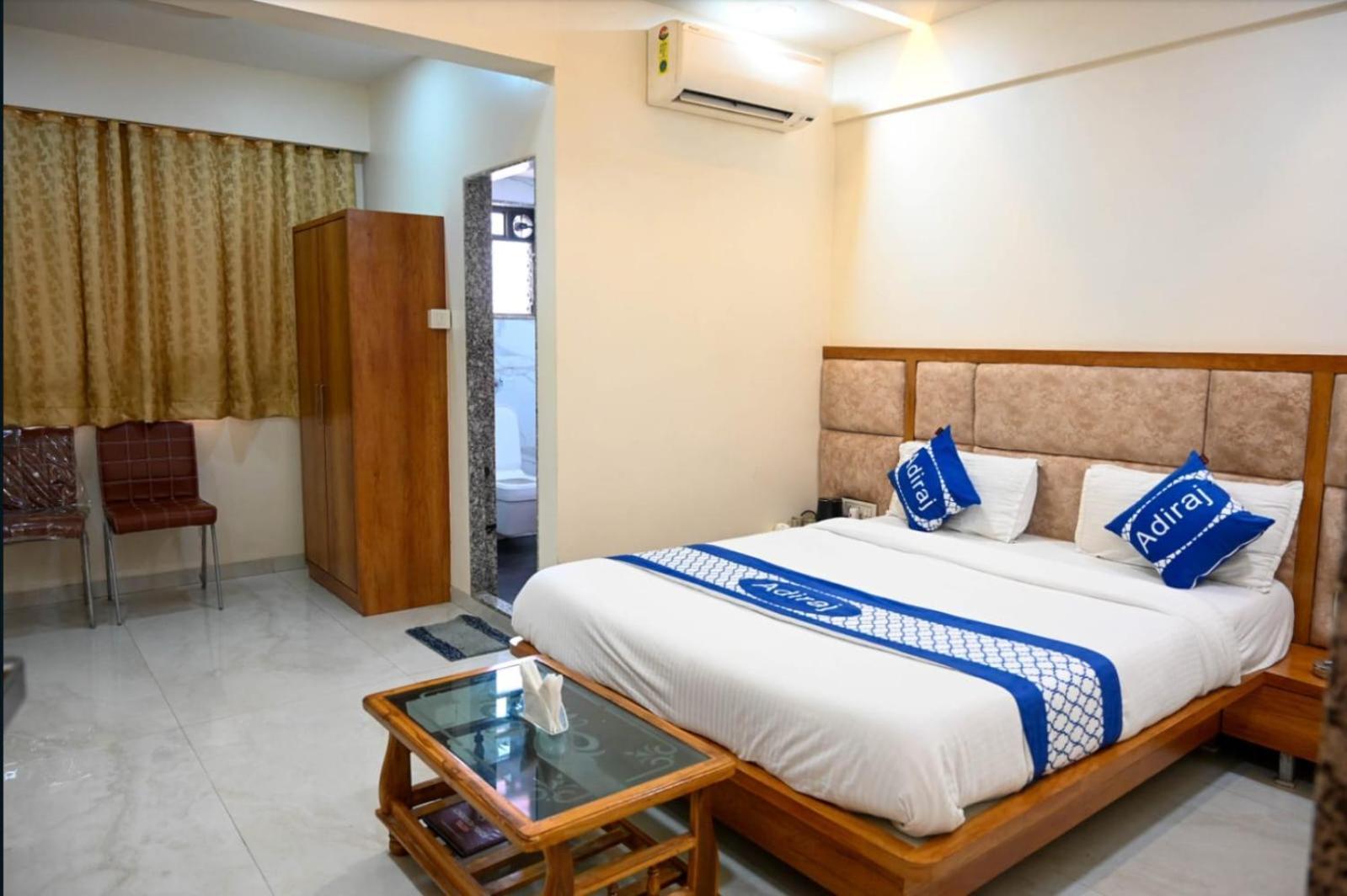 Отель Adiraj Residency Нави Мумбаи Экстерьер фото